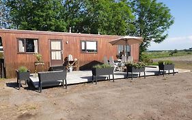 Donnas Place